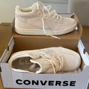 Converse Fastbreak Pro Mid Shoes in Egret Nubuck/Barely
Grey - Size 12